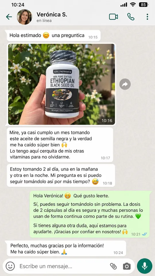 Conversación de WhatsApp: Verónica cuenta que casi cumple un mes tomándola, 2 al día, y pregunta si puede seguir